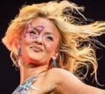How to do neon festival make-up – without harming your skin