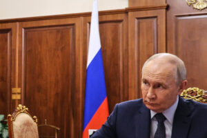 For Trump, Secret Flight Was a Stunning Ruse. For Putin, ‘a Regular Tuesday.’