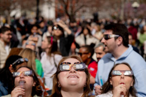 Frenzy for Solar Eclipse Glasses Takes Over London