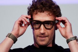UK cinemas consider ban on Meta glasses